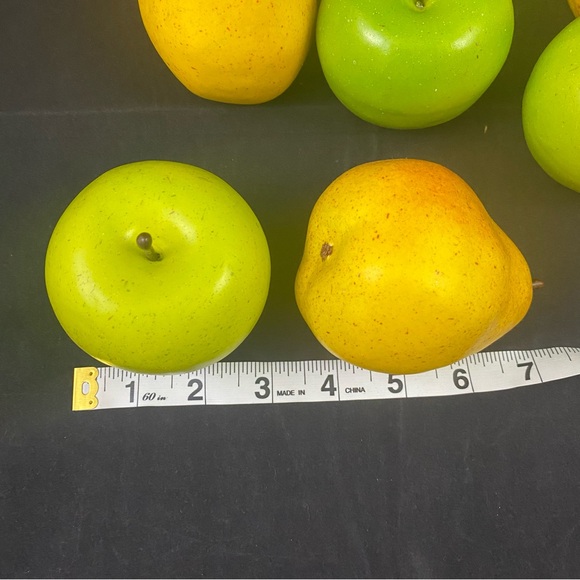 Pears Apples Artificial Faux Fruit Lot 8 Yellow Green - Picture 4 of 5